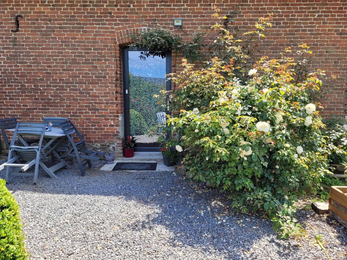 Studio Bienvenue Du Cote De Chez Nous Avec Jardin Privatif Wignehies 외부 사진