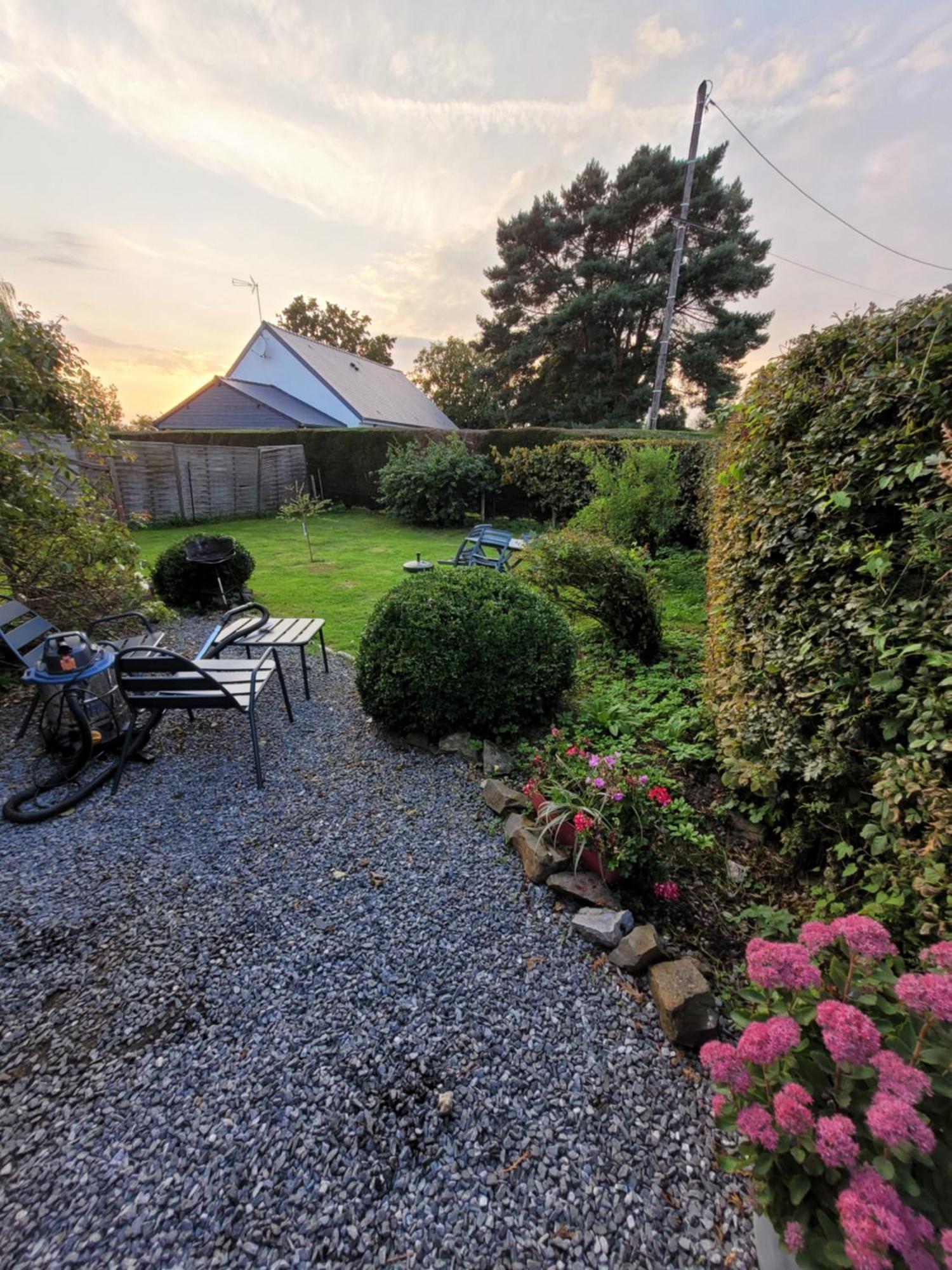 Studio Bienvenue Du Cote De Chez Nous Avec Jardin Privatif Wignehies 외부 사진
