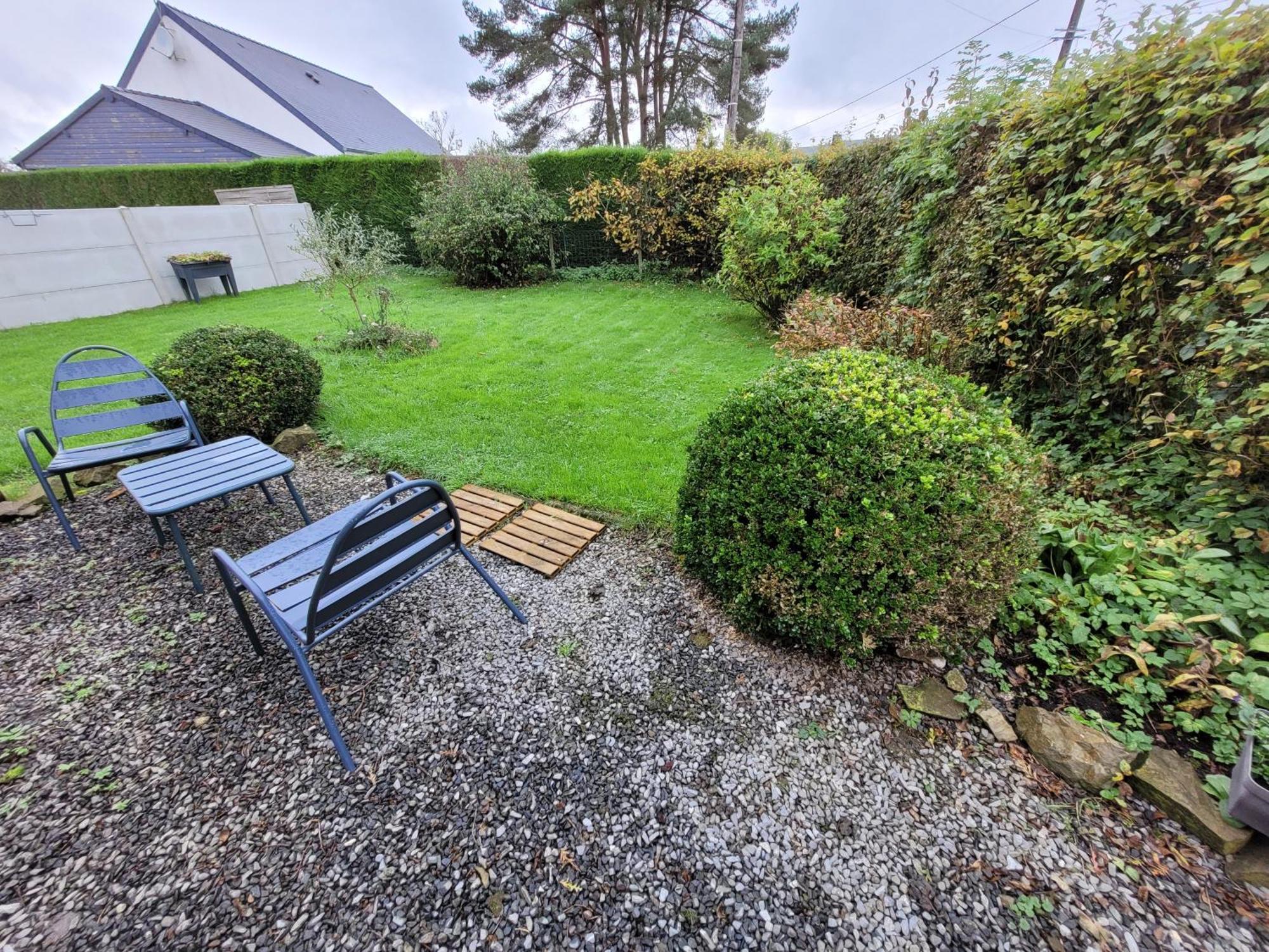Studio Bienvenue Du Cote De Chez Nous Avec Jardin Privatif Wignehies 외부 사진